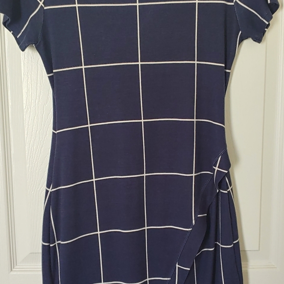 Lot of 2 Market and Spruce (Stitch Fix) Petite Medium dresses. - Picture 5 of 7
